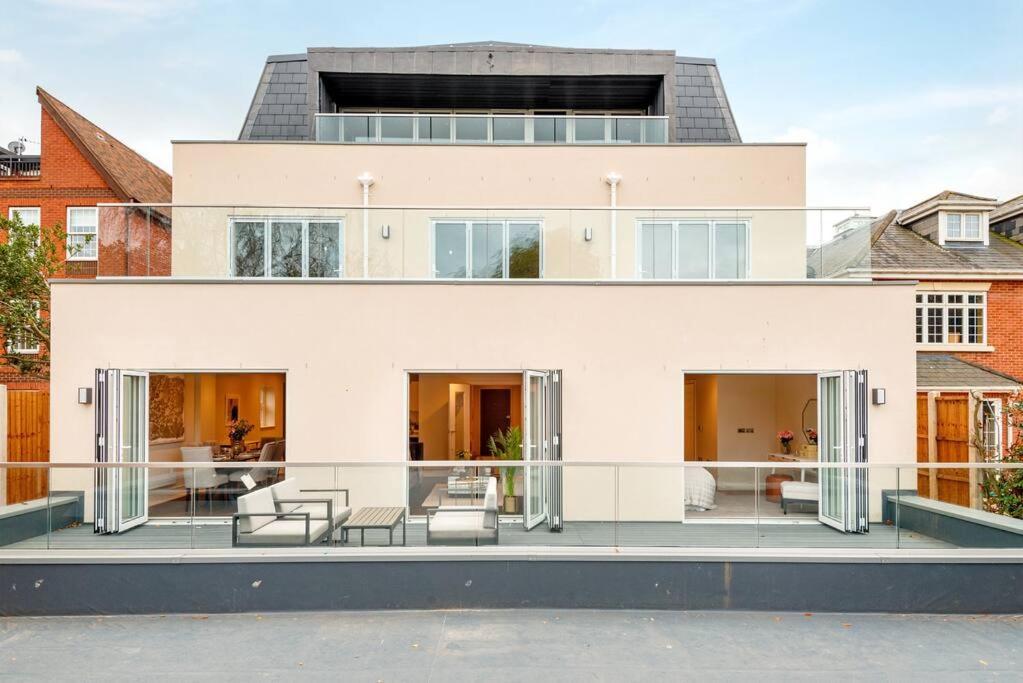 Ferienwohnung 2Br Urban Vista Retreat Chcl F7 Chigwell Exterior foto